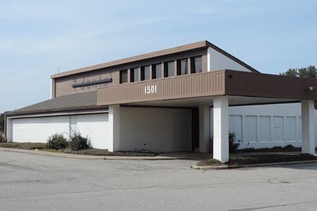 Office space for Sale at 1501 W NORTHWEST HWY in Garland