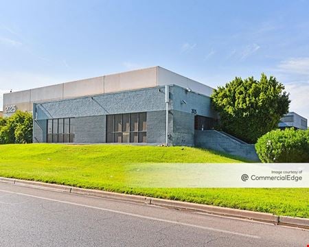 Industrial space for Rent at 2025 E University Drive in Phoenix