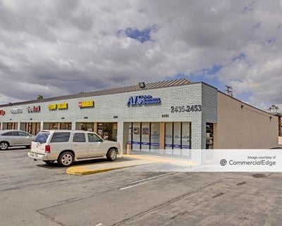 College Square Shopping Center