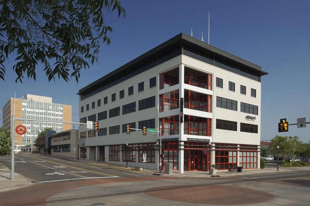 701 N.  Broadway Avenue, Suite 200