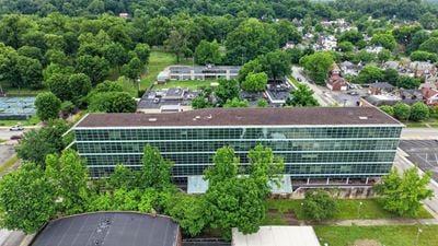 Park Place Office Center | 90,000 SF Urban Redevelopment Opportunity
