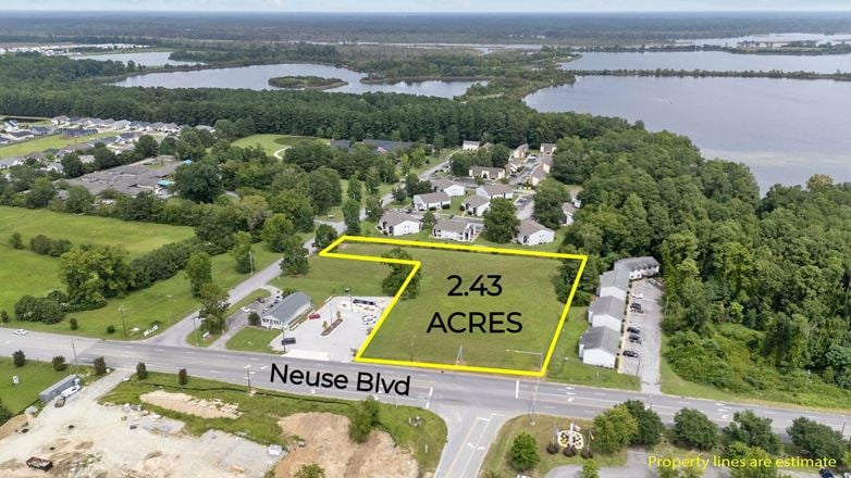 2.4 Acres at Lighted Intersection