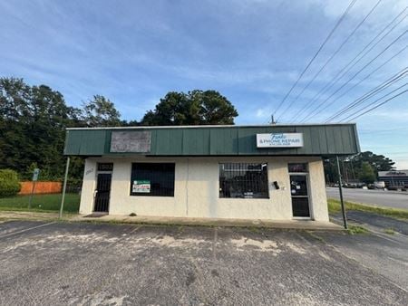 Photo of commercial space at 1503 Hope Mills Road in Fayetteville