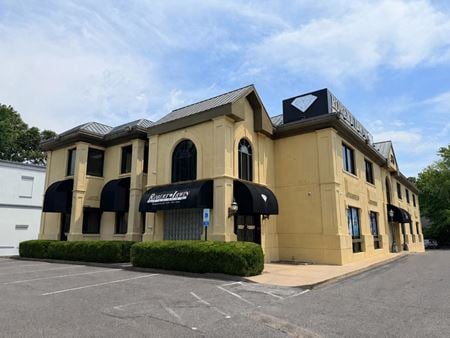 Retail space for Rent at 376 Perkins Extd in Memphis