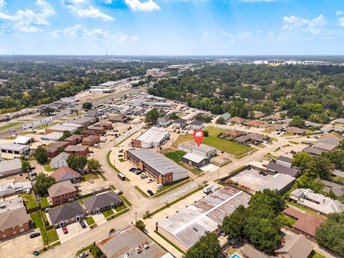 Versatile Office Warehouse For Sale and Lease near Airline Hwy