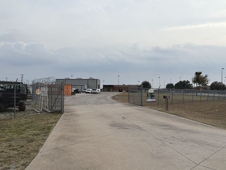 VacantLand space for Rent at 111 Vernon Rd in Aledo