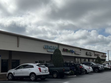 Retail space for Rent at 1016 Cape Coral Pkwy E in Cape Coral