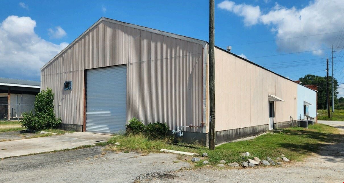 INDUSTRIAL BUILDING FOR LEASE