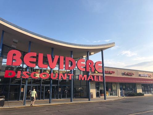 2135-2251 Belvidere Rd, Waukegan, IL