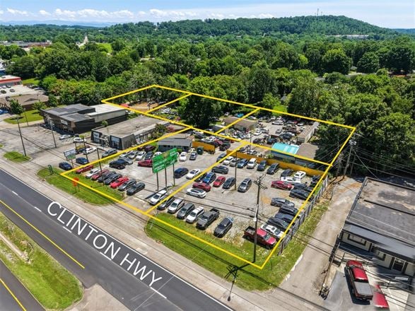 5855 Clinton Hwy