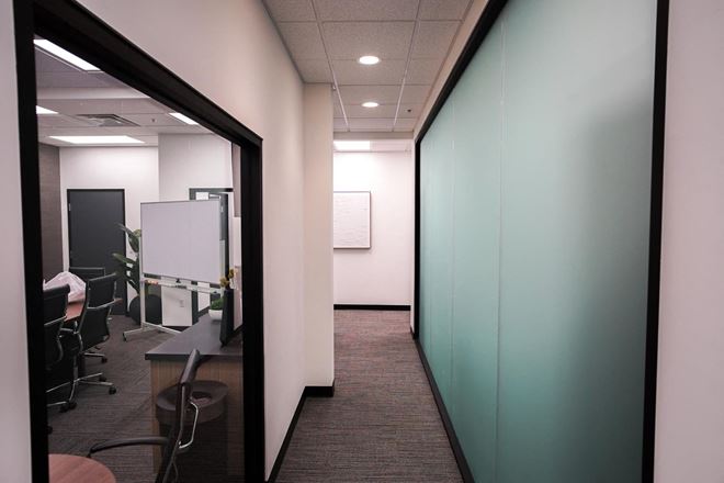 Executive Suites - 8989 W Flamingo Rd
