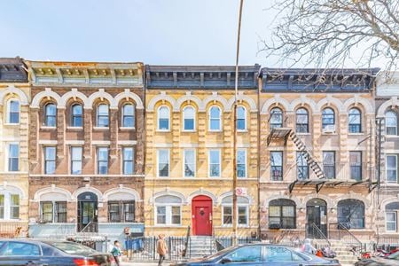 Multi-Family space for Sale at 260 Cornelia St in Brooklyn