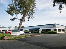 Bay Center Business Park I