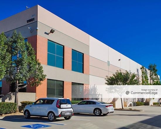 Arrow Center I