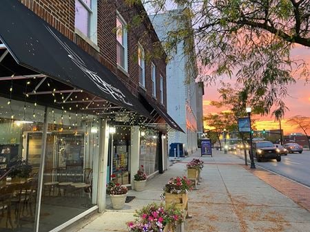 Shared and coworking spaces at 220 West Market Street in Lima