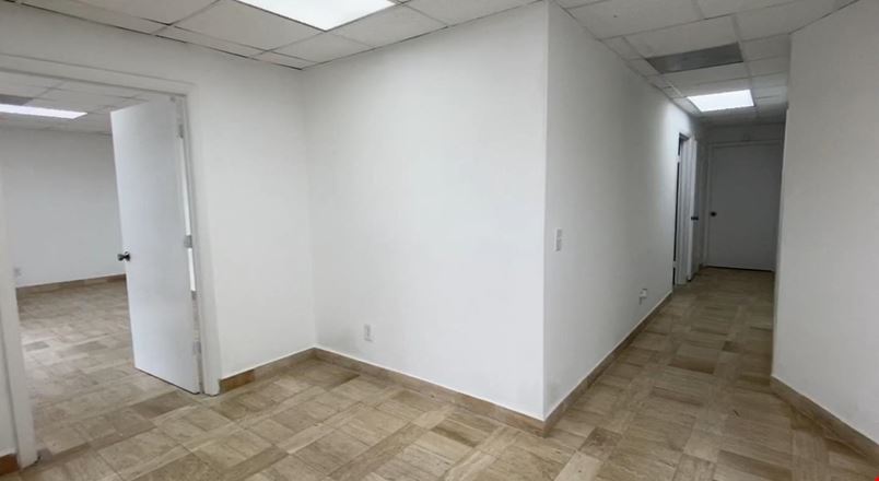 2818-20 NW 72nd Ave