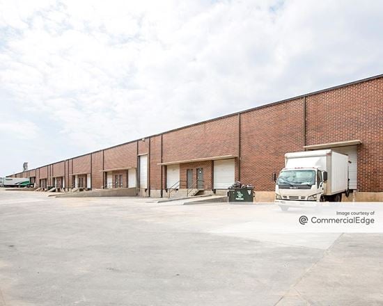 Stone Mountain Industrial Park - 1625 Rock Mountain Blvd