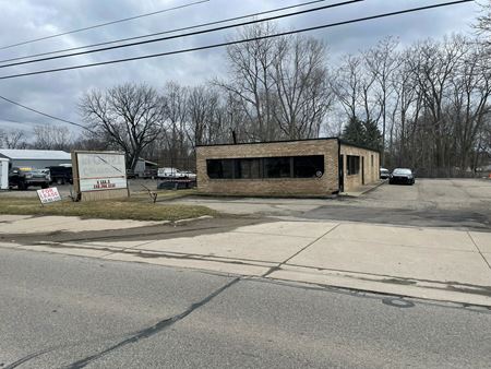 Commercial space for Rent at 3115 Dixie Highway in Waterford
