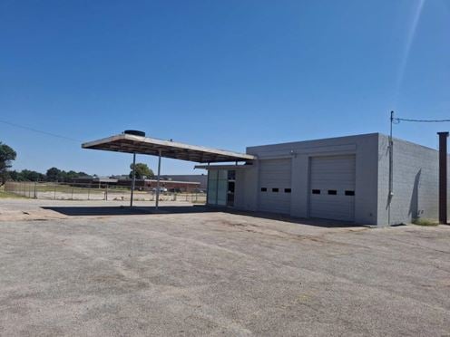 2231 S Van Buren