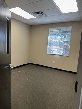 Desirable, Gorgeous Oviedo Office For Sale