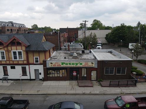 577 Forest Ave