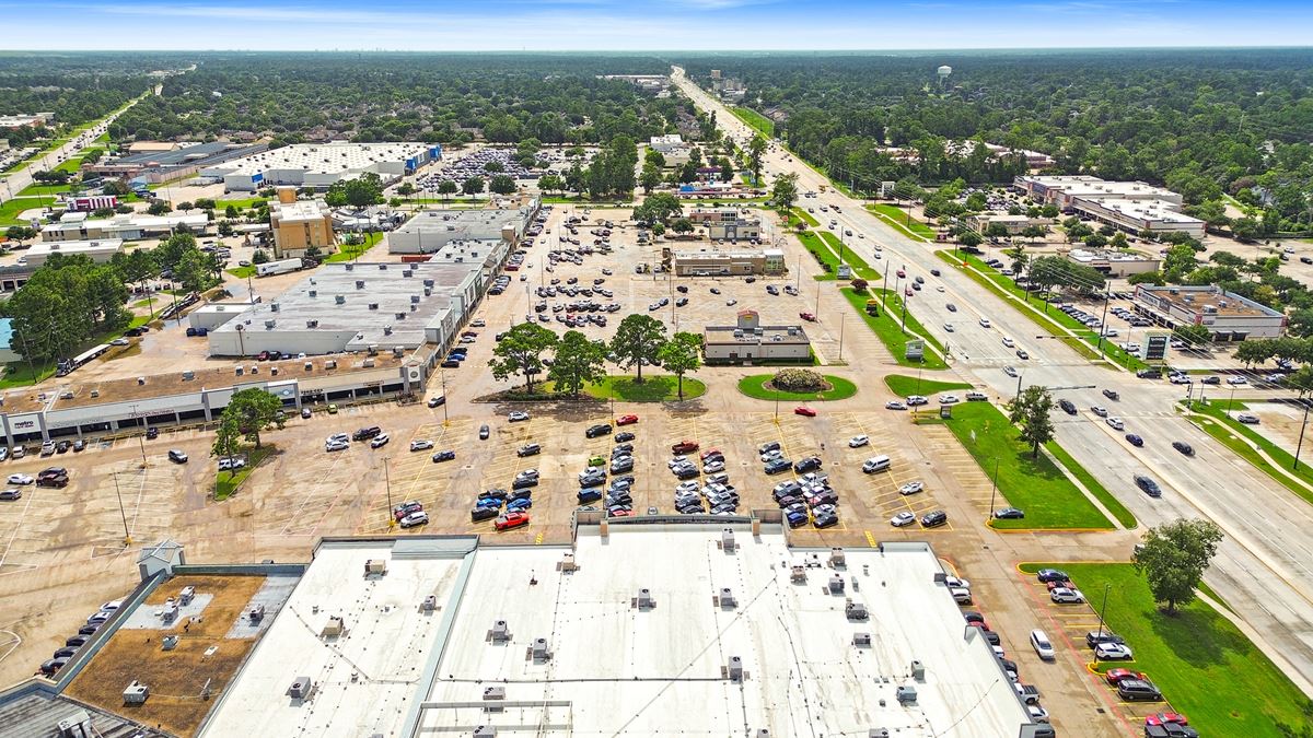 High-Traffic 0.90-Acre Pad – Perfect for Drive-Thru or QSR in Atascocita
