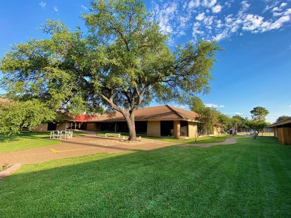 1550 Norwood Drive