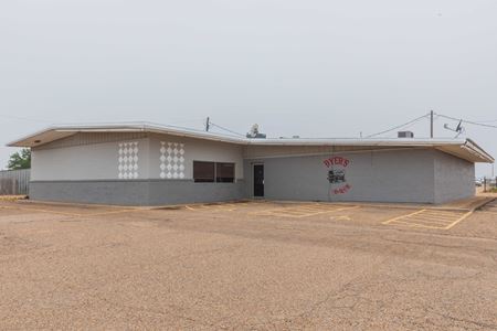 Photo of commercial space at 11816 US Highway 60 in Pampa