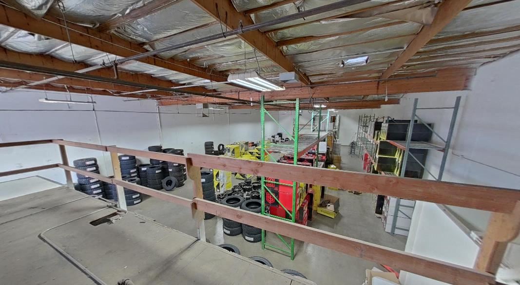 447 West Watkins Street Suite 105