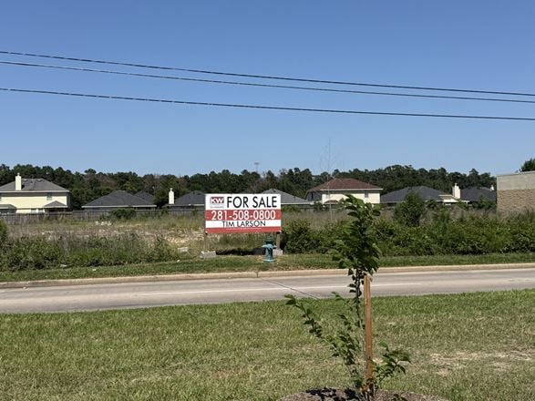 24624 Aldine Westfield Rd, Spring, TX 77373- 0.8753 acres (38,126 sf)
