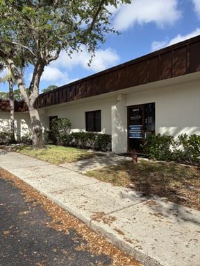 2400 Harbor Blvd Units 21-22