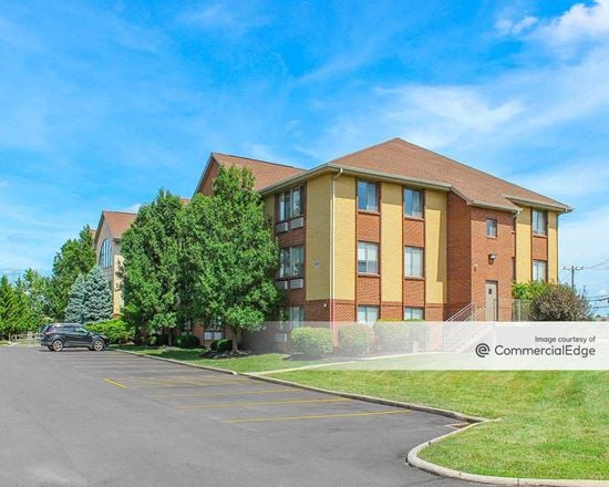 The Perfect Small Office - 7577 Central Parke Blvd