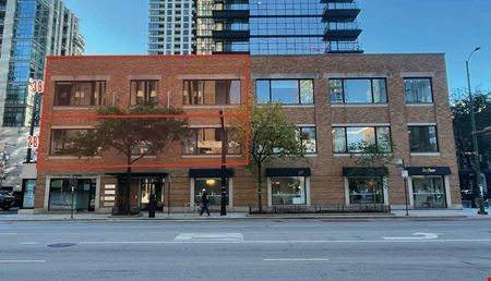 Retail space for Rent at 755 N Wells Street in Chicago