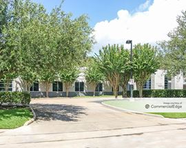 301 Commerce Green Blvd