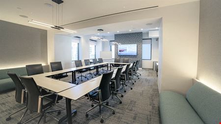 Shared and coworking spaces at 40 Wall Street 27th-29th Floor in New York