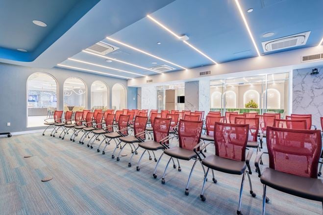 Jay Suites - Jay Conference Empire