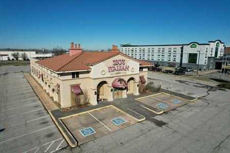 Retail space for Rent at 2035 S Meridian Ave, Unit B in Oklahoma City