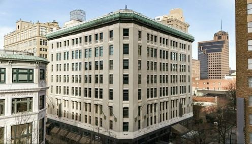 80 Monroe Ave