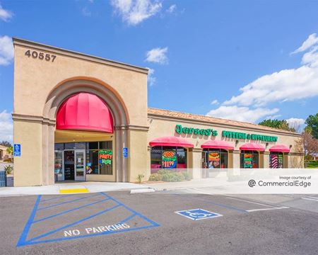 Retail space for Rent at 40565 California Oaks Road in Murrieta