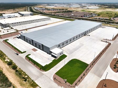 Industrial space for Rent at 101 Chelsea St. in Laredo