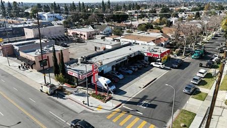 Retail space for Rent at 3961 - 3957 S. Western Avenue in Los Angeles