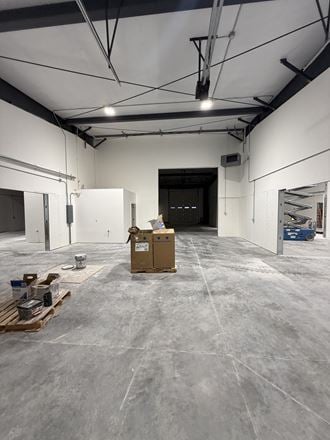 1,200-12,000 sf Flex Space