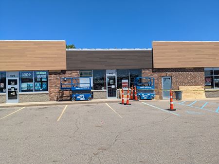 Photo of commercial space at 405 N Clippert St in Lansing
