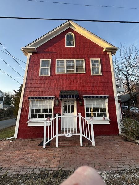 Retail space for Rent at 201 Tilghman Street in Oxford
