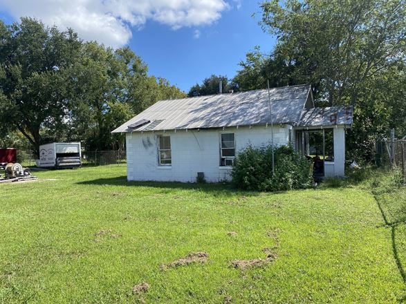 628 & 634 Dyal Street / 619 & 645 E 10th Street