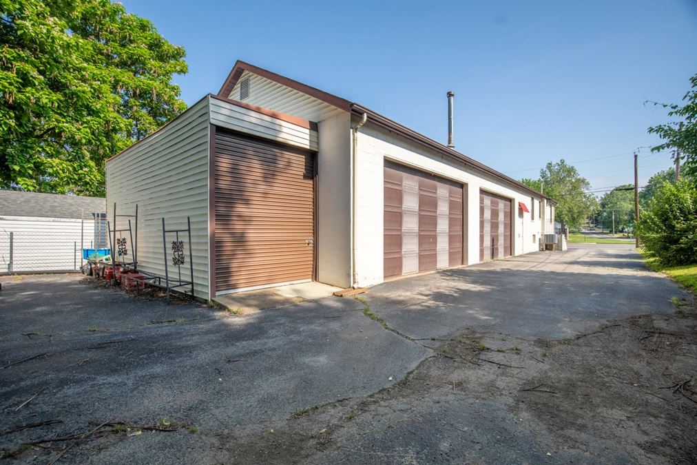 Overland Office with Garage Storage