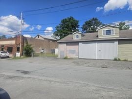 83 Saint John St