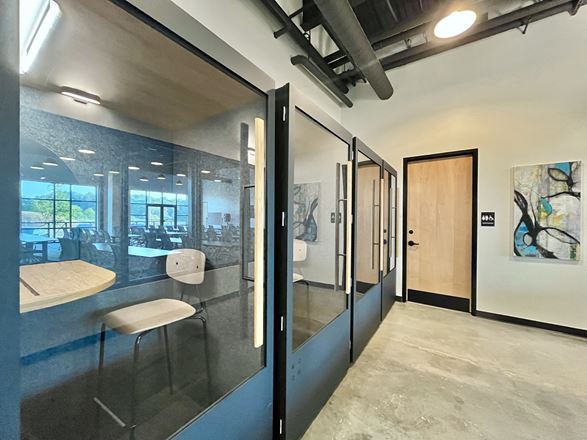 79West Innovation Hub - 120 Mosaic Blvd