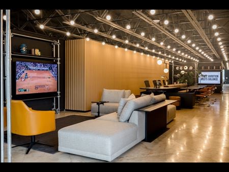Office space for Rent at 6700 Northwest 77th Avenue in Miami