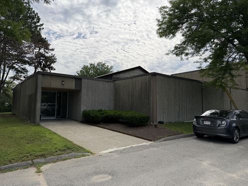 28 Bowditch Dr